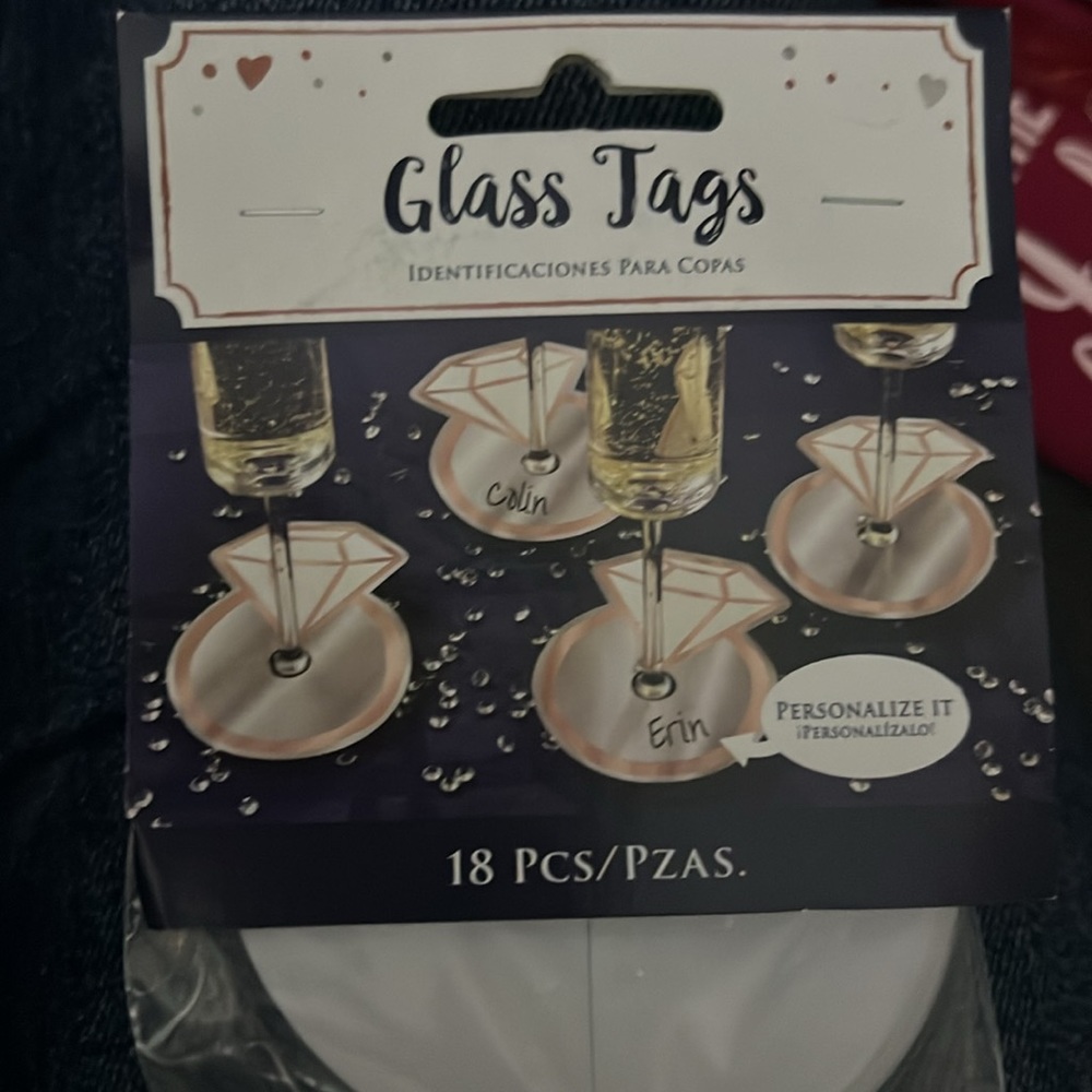 Glass tags - Picture 2 of 2